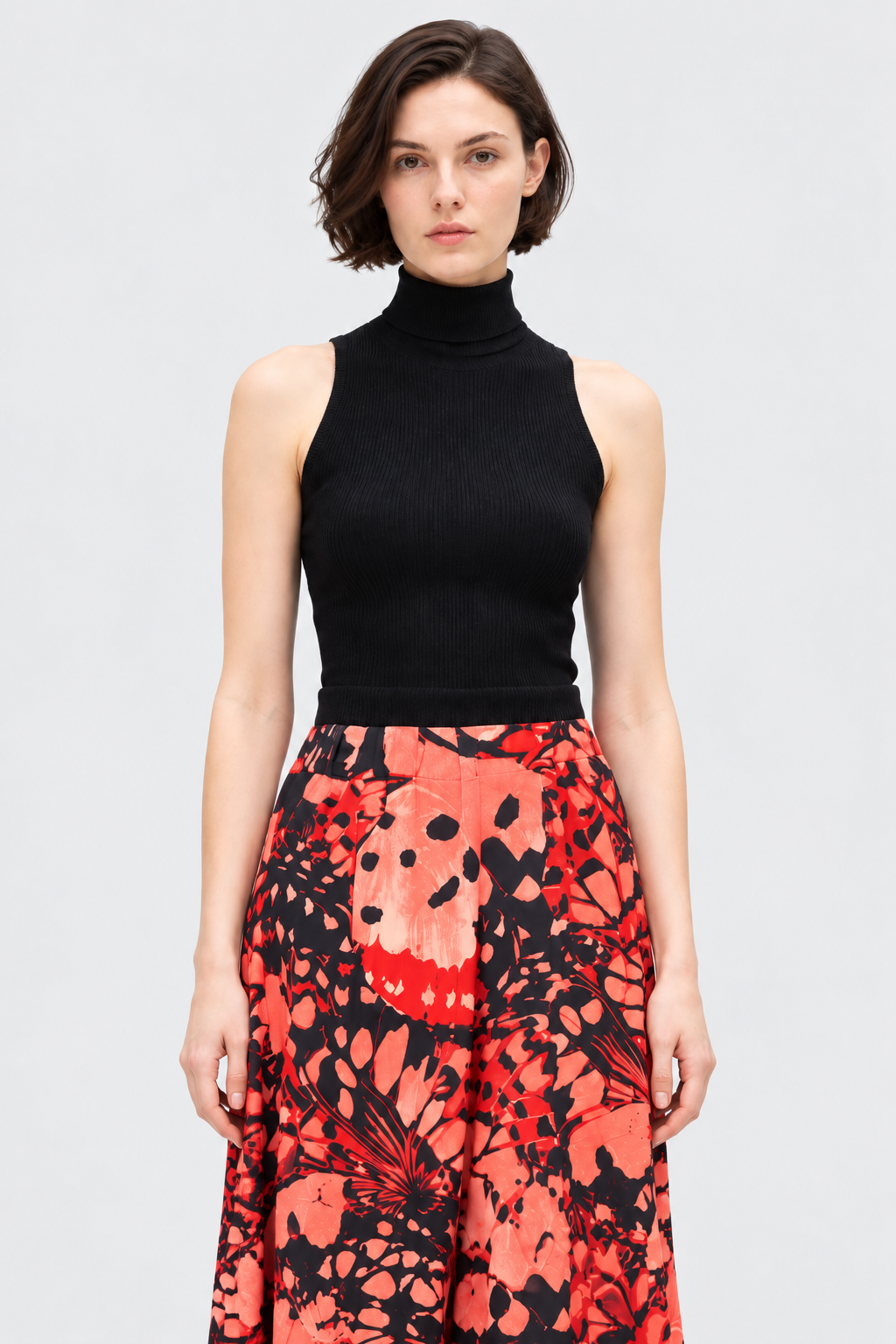 black sleeveless cashmere blend turtleneck sweater for women