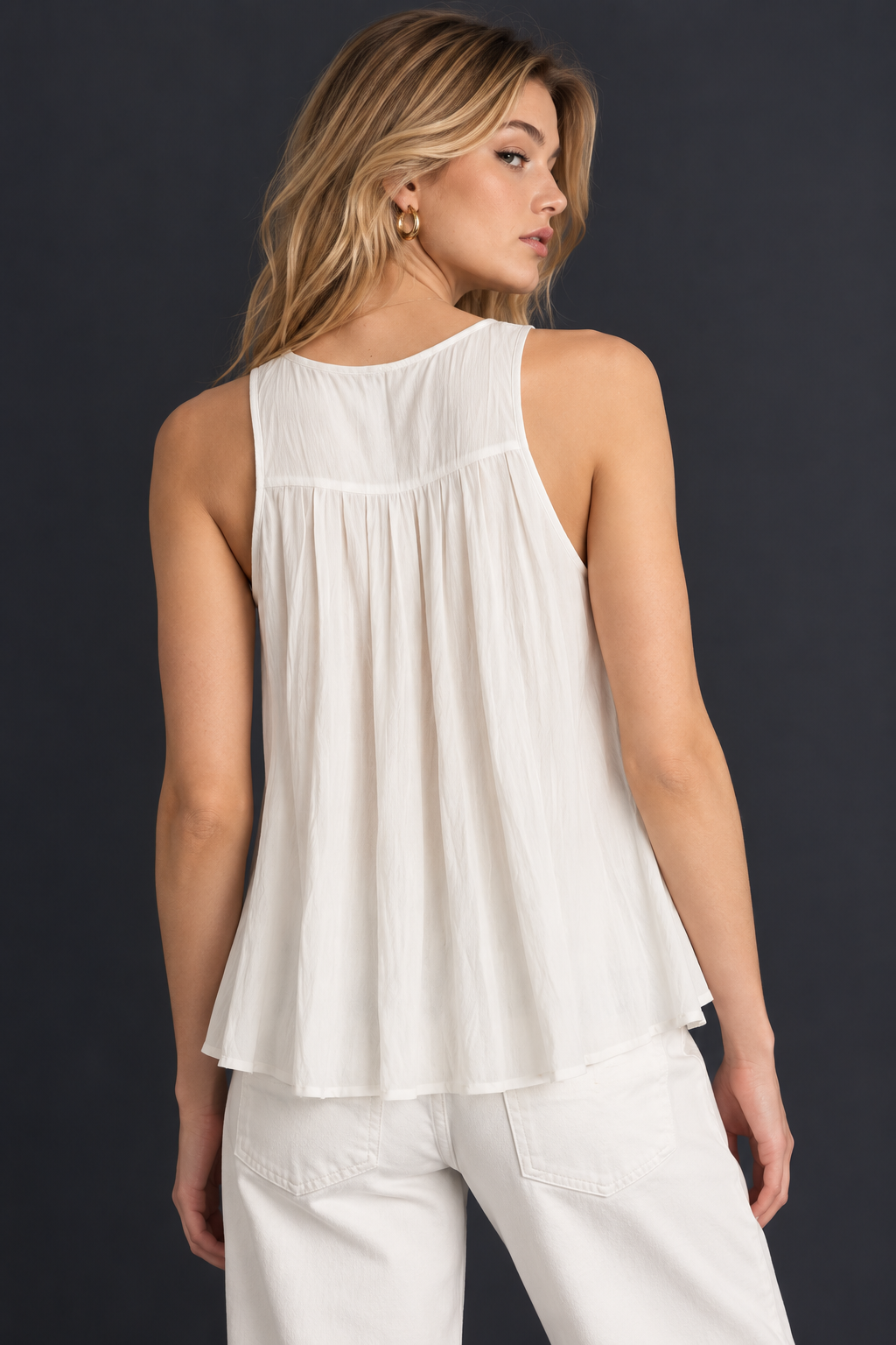 Women’s White Viscose Sleeveless Pleated Top