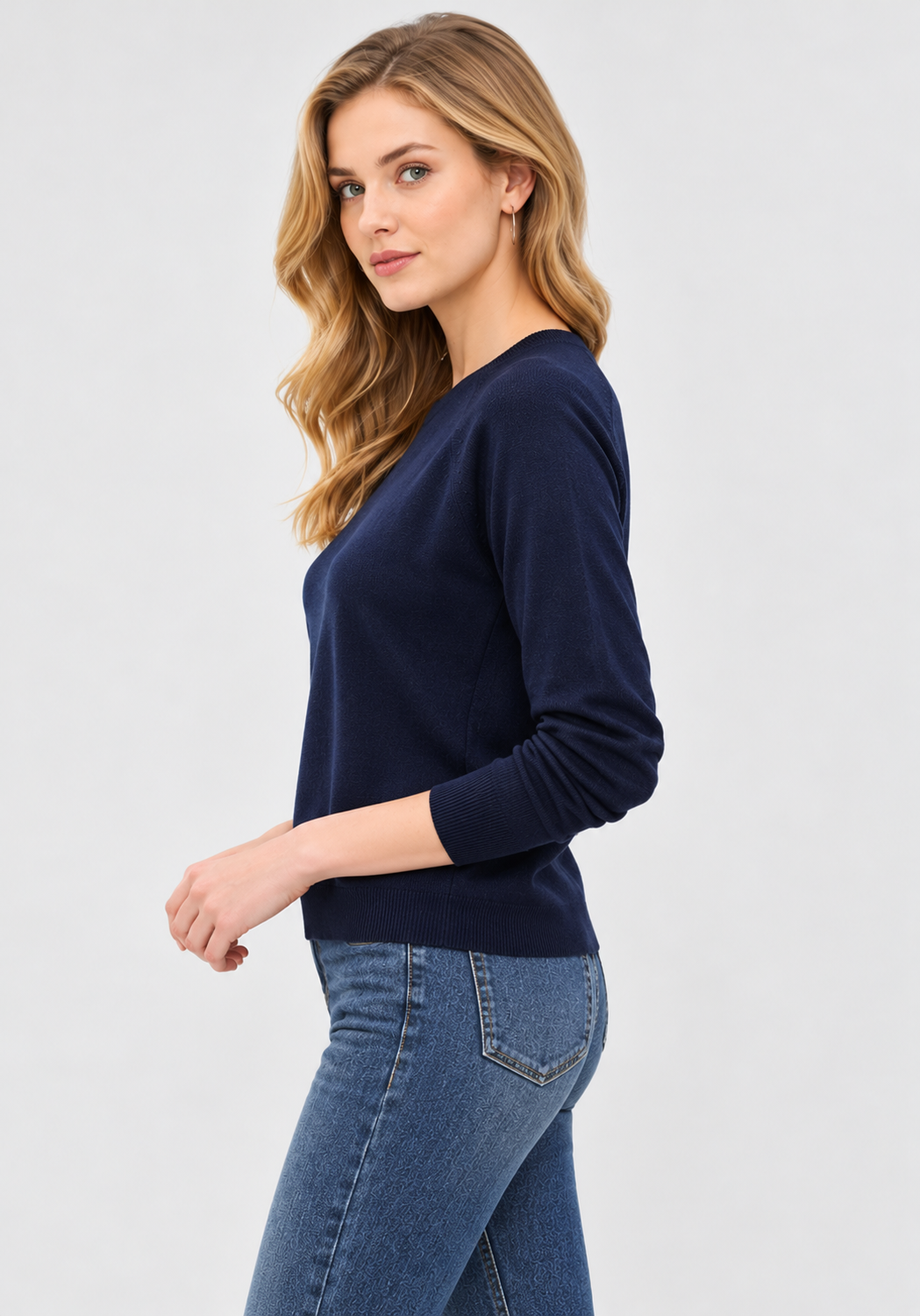 Women's Navy Blue Wool Knit Sweater with Crew Neck and Raglan Long Sleeves