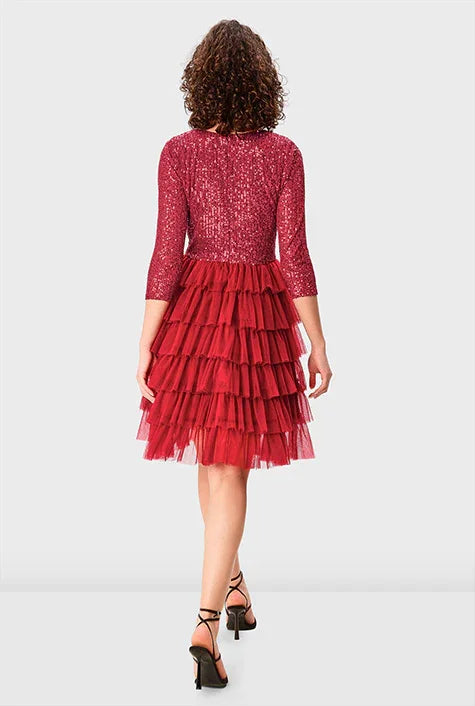 Vestido de lentejuelas de malla con volantes en capas | Vestido de fiesta con escote en V y falda de tul en capas